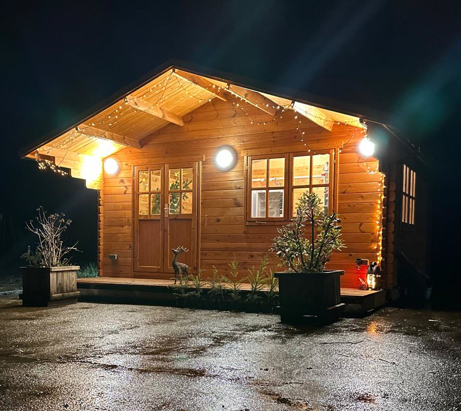 20251209 susisfarm.de Verkaufshäuschen _09-12-2025_20-12-34